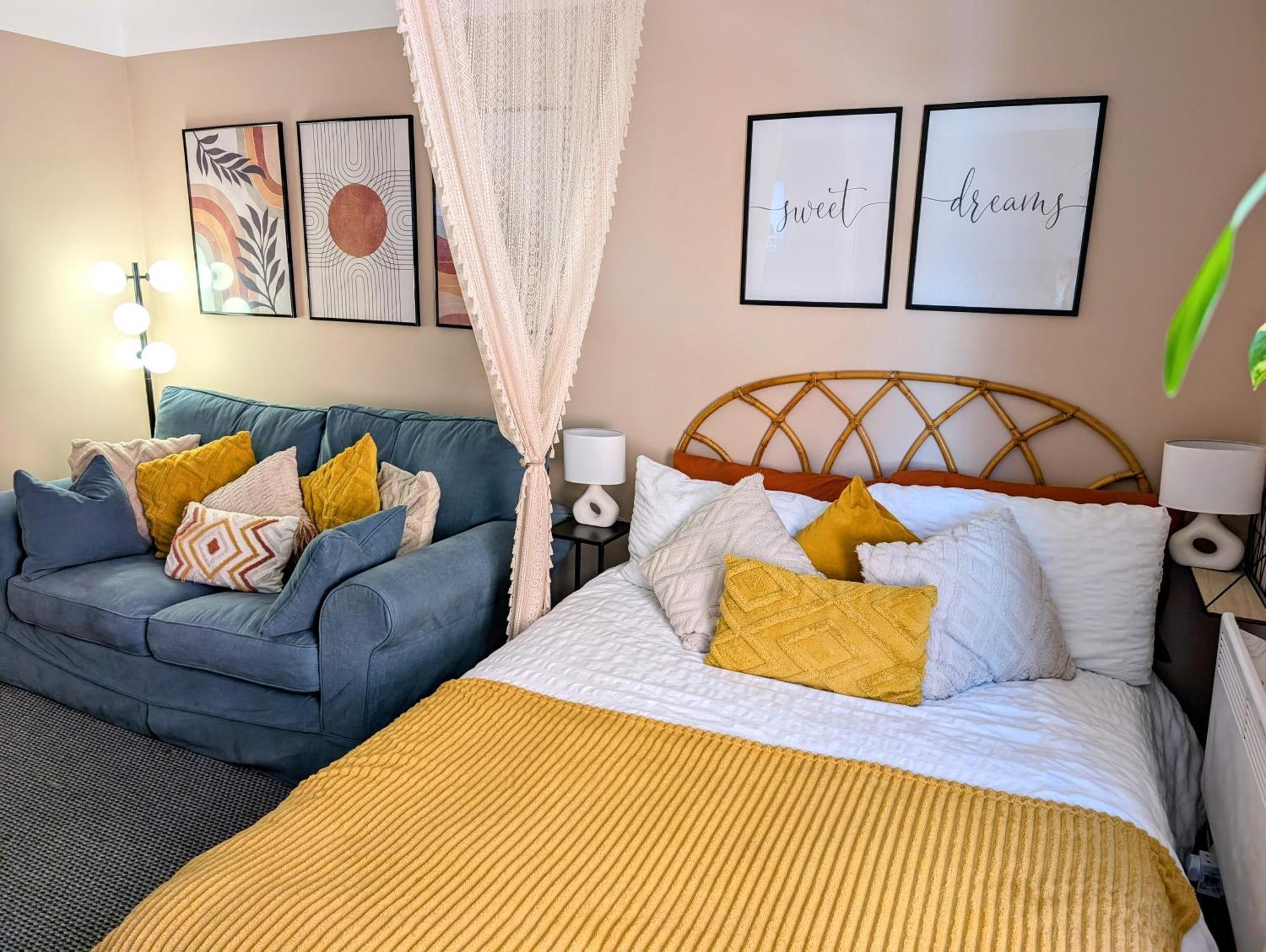 Peacehaven Retreat - 4 Minutes From The Beach! Pet Friendly! Weymouth Exterior foto